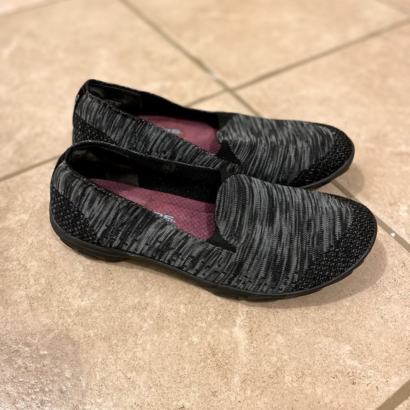 Sketchers memory foam slip on shoes size 7.5 women’s - Picture 5 of 5